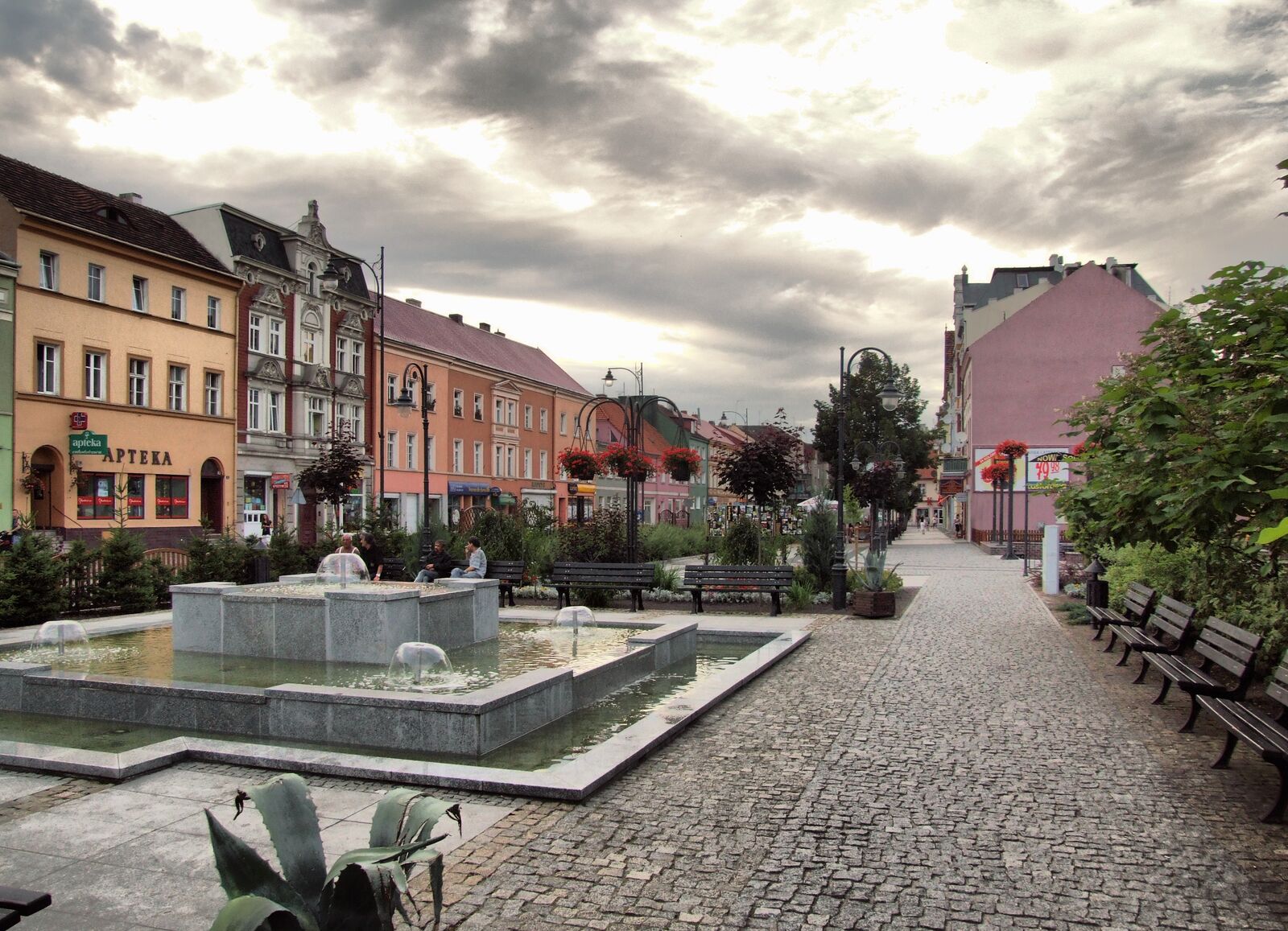 Deptak w centrum Nowej Soli